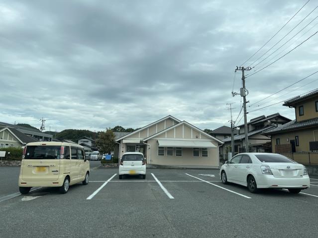 病院　うえおか内科医院（病院）まで876m