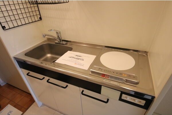 キッチン　初期費用分割可★ご希望の場所まで無料送迎サービス付♪