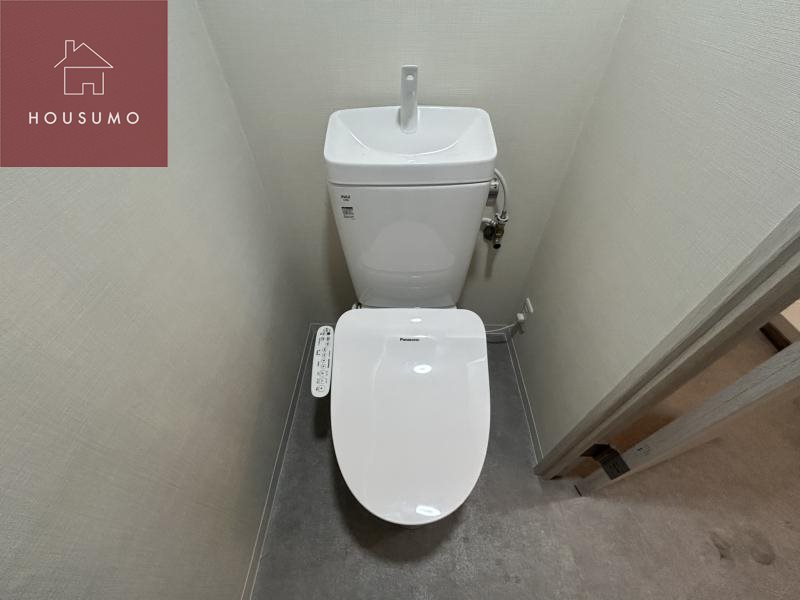 トイレ　同タイプ内装写真