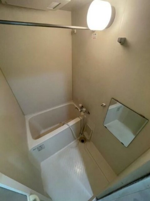 バス・シャワールーム　バスルーム