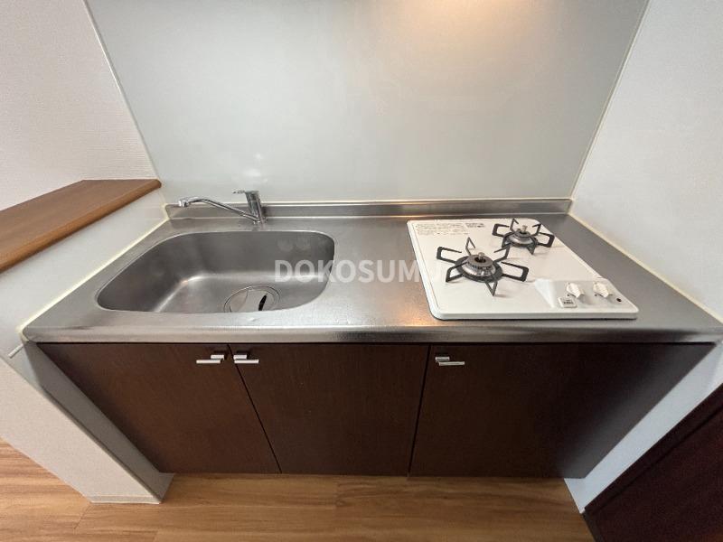 キッチン　毎日の料理が楽しくなる、機能性とデザインを兼ね備えた空間。