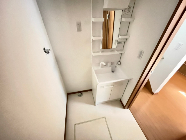 洗面設備　独立洗面化粧台