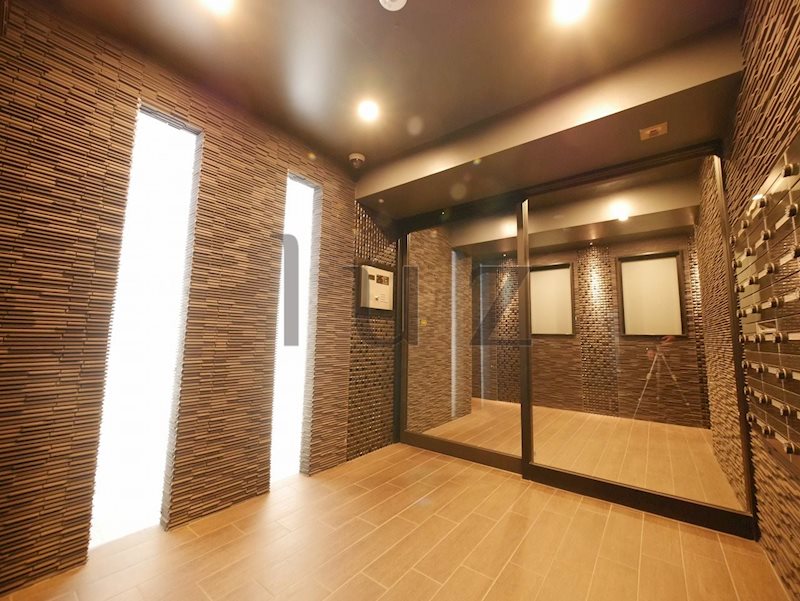 エントランス　高級感漂うエントランス！