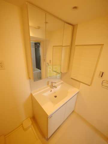 洗面設備　サクレ九段上