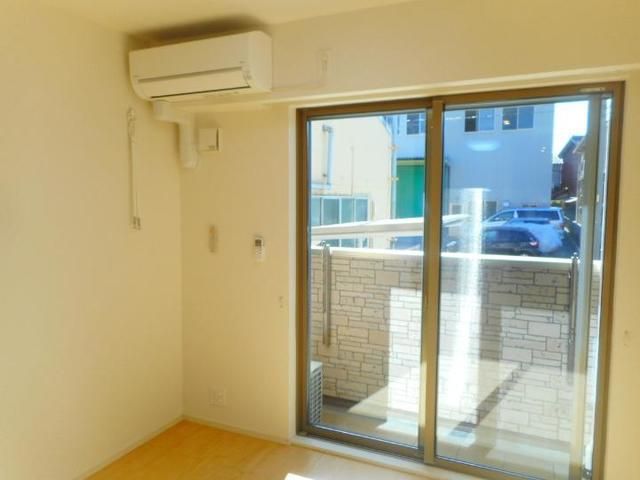 居室・リビング　ゆったり過ごせる居間です