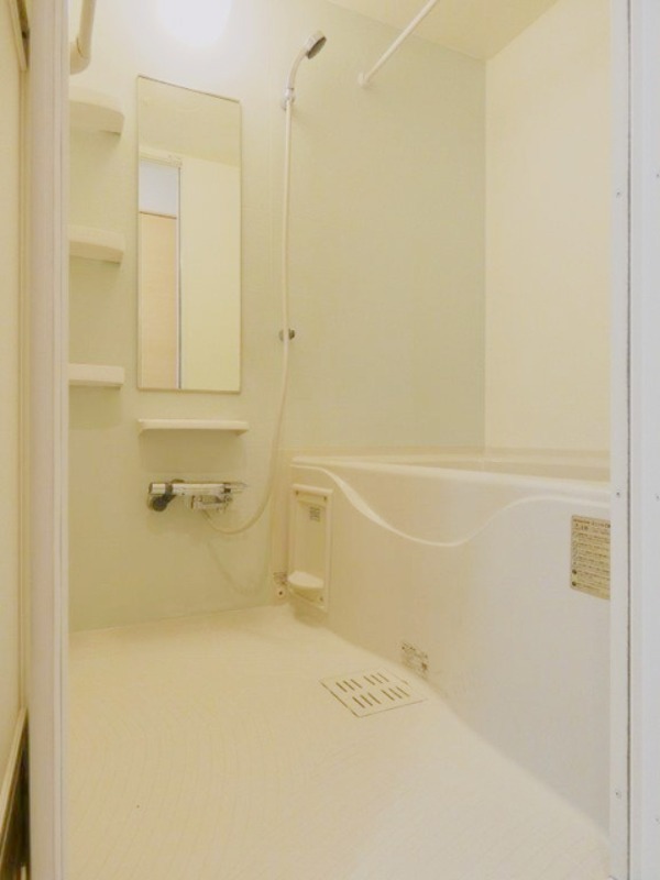 バス・シャワールーム　図面と現状に相違がある場合には現状を優先