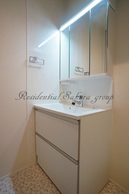 洗面設備　忙しい朝には欠かせない洗面所です♪