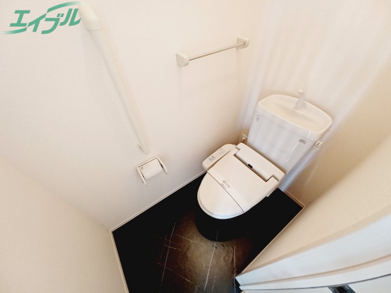 トイレ　別部屋参考写真です