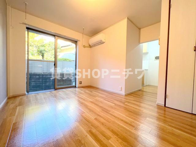 居室・リビング　★明るい室内★