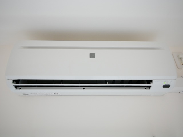 その他設備　夏に快適なエアコン付きです！