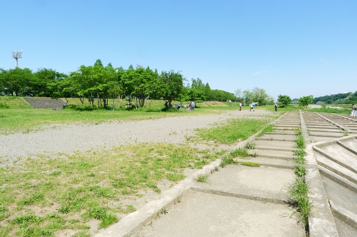 公園　府中多摩川かぜのみち（公園）まで350m
