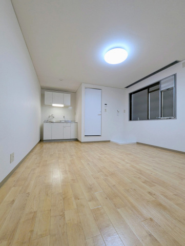 その他部屋・スペース　広々とした洋室９帖