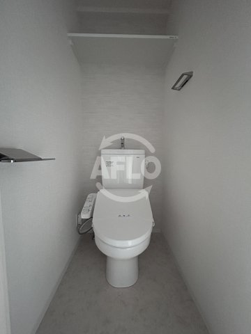 トイレ　エスリード新大阪ザ・プレミアWEST　トイレ