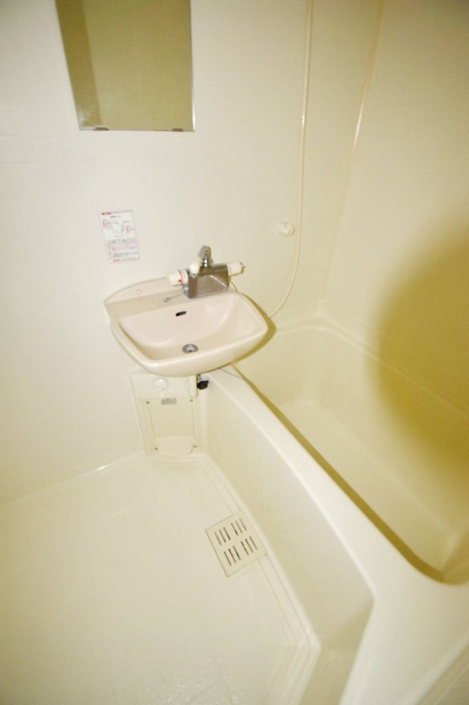 バス・シャワールーム　バス