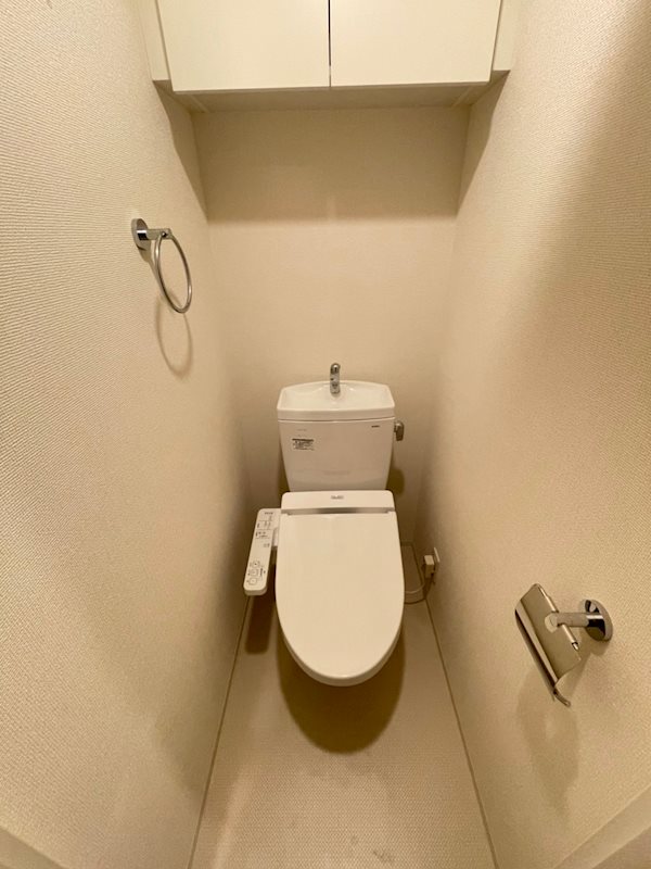 トイレ　ゆったりとした空間のトイレです