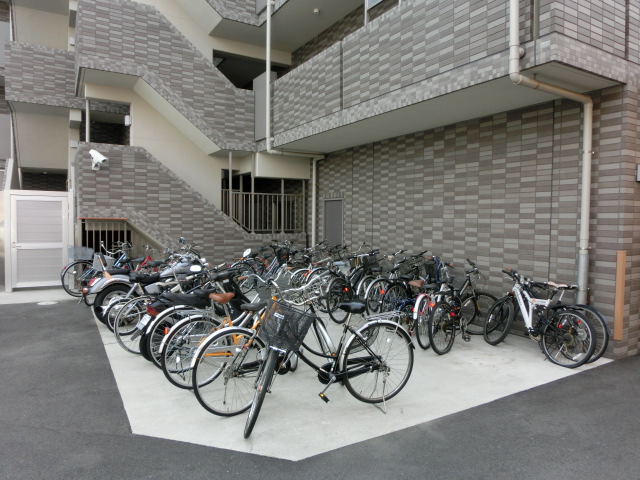 その他共有部分　SOLARE横浜　駐輪場