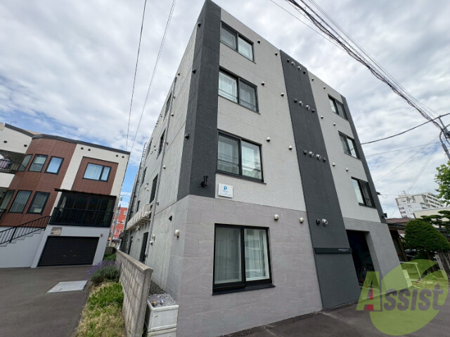 建物外観　札幌市北区北十七条西「ＰＲＥＳＴＩＧＥＡ　Ｎ１７」