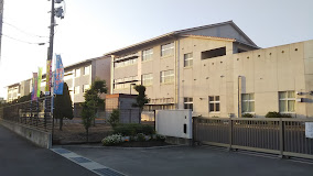 小学校　倉敷市立倉敷南小学校（小学校）まで1076m
