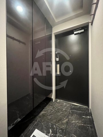 玄関　プレサンスレジェンド堺筋本町タワー　玄関