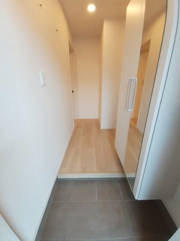 玄関　きれいな玄関です♪
