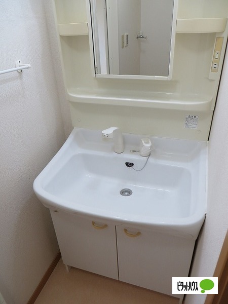 洗面設備　洗面化粧台