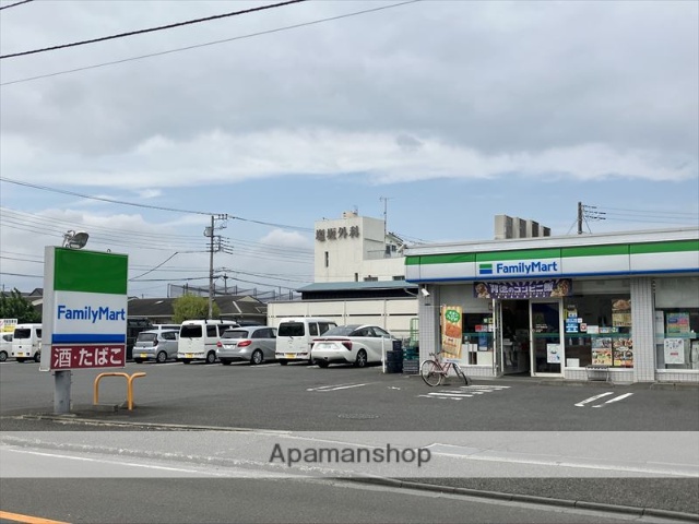 コンビニ　ファミリーマート大和下鶴間北店（コンビニ）まで727m