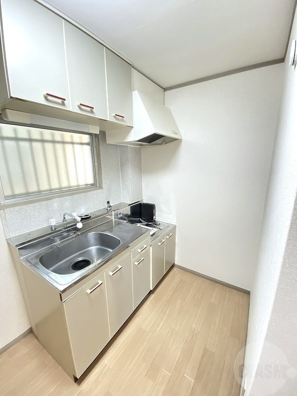 キッチン　別部屋の写真