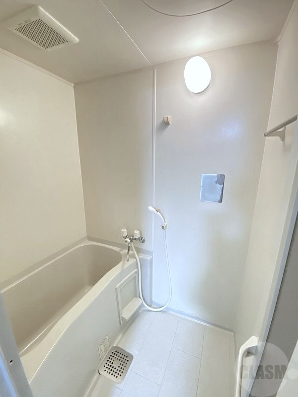 バス・シャワールーム　別部屋の写真