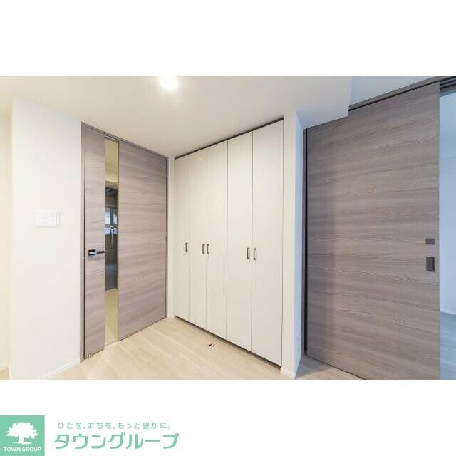 玄関　お部屋探しは株式会社　タウンハウジング　までお気軽にお問合…