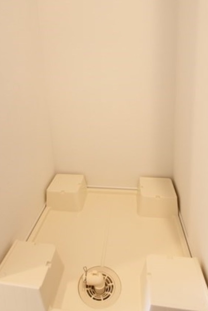 その他設備　洗濯機置場