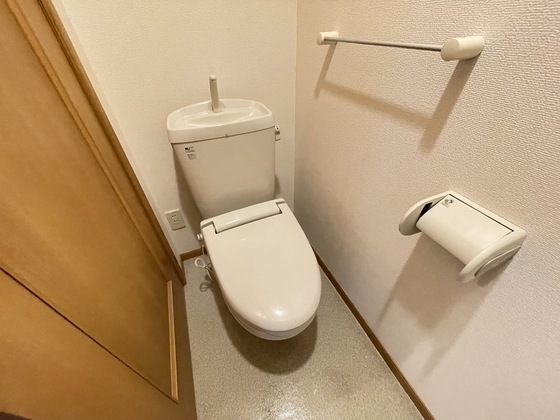 トイレ　※別部屋の写真です