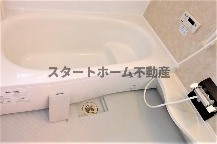 バス・シャワールーム　日々の疲れを癒すお風呂付です