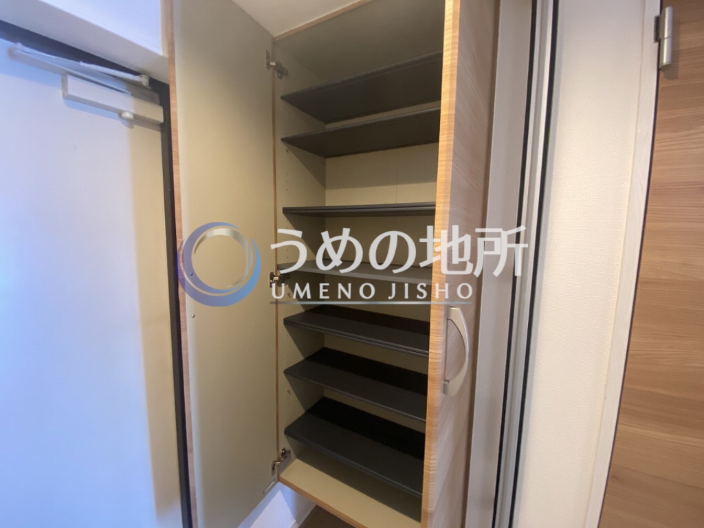 収納　靴箱