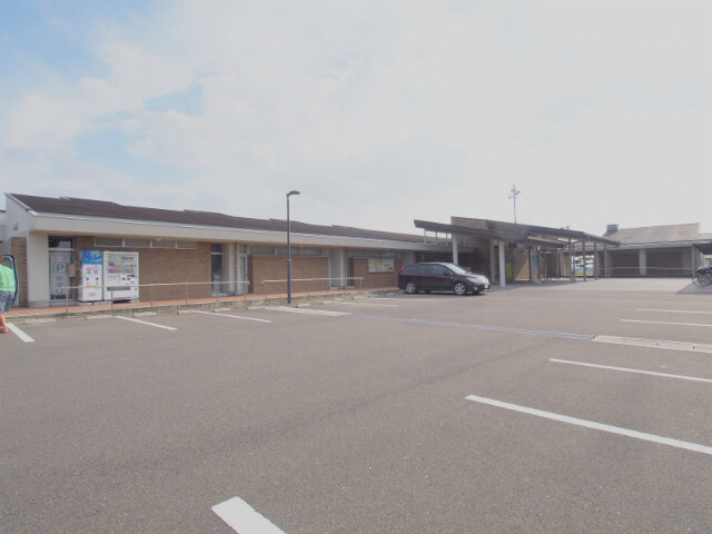 図書館　小城市民図書館芦刈分室（図書館）まで176m