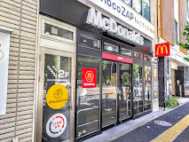 飲食店　マクドナルド早稲田駅前ANNEX店（飲食店）まで482m
