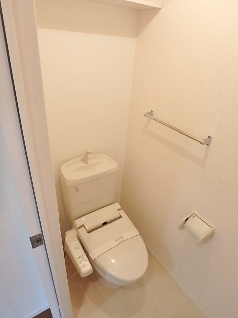 トイレ　同施工会社参考写真