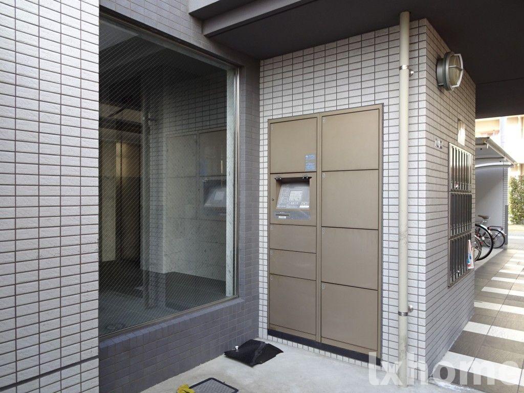 その他共有部分　ゆとりのあるエントランスです