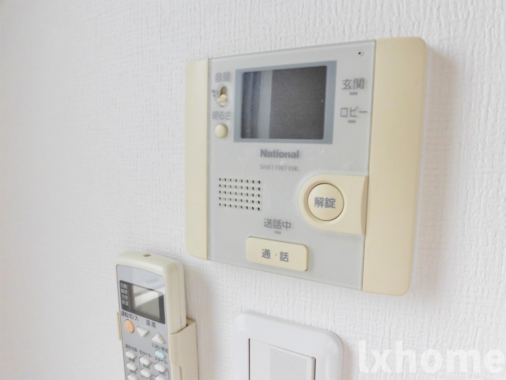セキュリティ　毎日通る玄関はこちらです