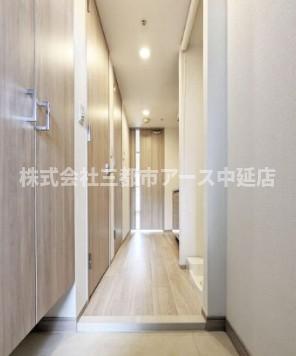 玄関　エスタート品川南大井　は三都市アース中延店へお任せください！