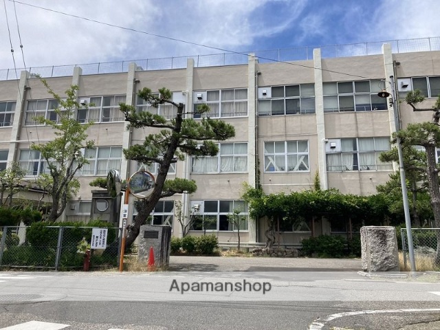 中学校　黒埼（中学校）まで1232m