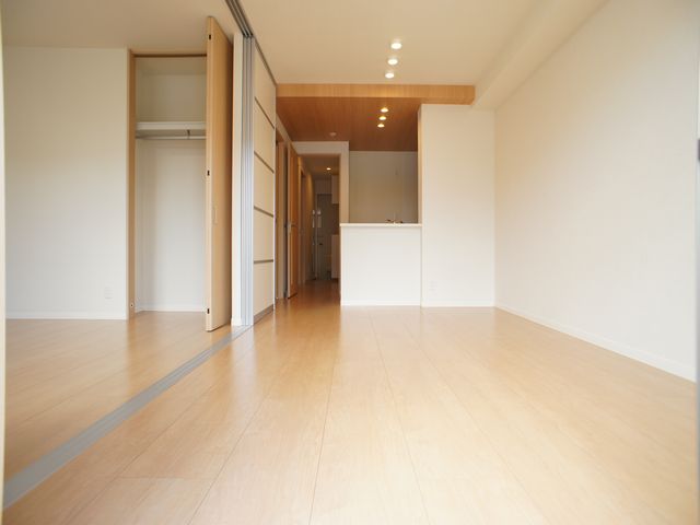 居室・リビング　会話をしながらお料理できる対面キッチンです♪