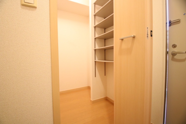 収納　※別室の参考写真の為、現況優先です。