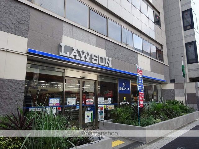コンビニ　ローソン久太郎町一丁目店（コンビニ）まで105m