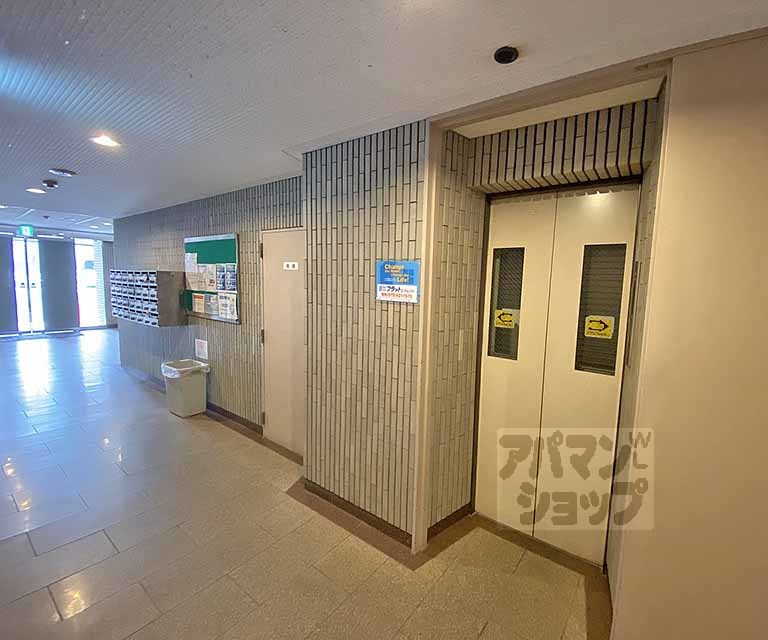 その他　エレベーター付き