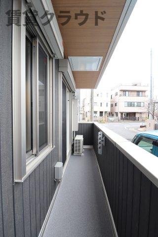 バルコニー　開放的で明るい空間を演出してくれるバルコニーです
