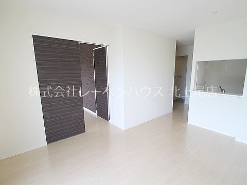 居室・リビング　日当たりの良いお部屋です。