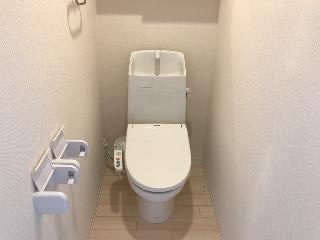トイレ　シャワー付トイレ