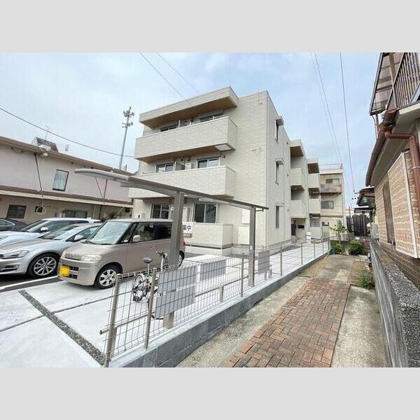 建物外観　建物外観