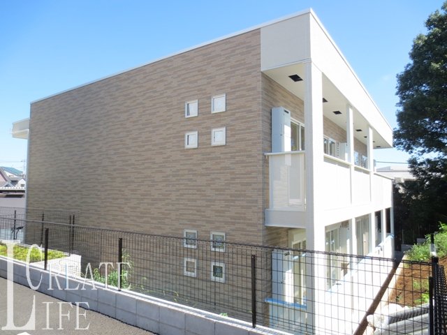 建物外観　南向きのお部屋です♪