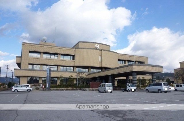 役所　長浜市役所浅井支所（役所）まで90m